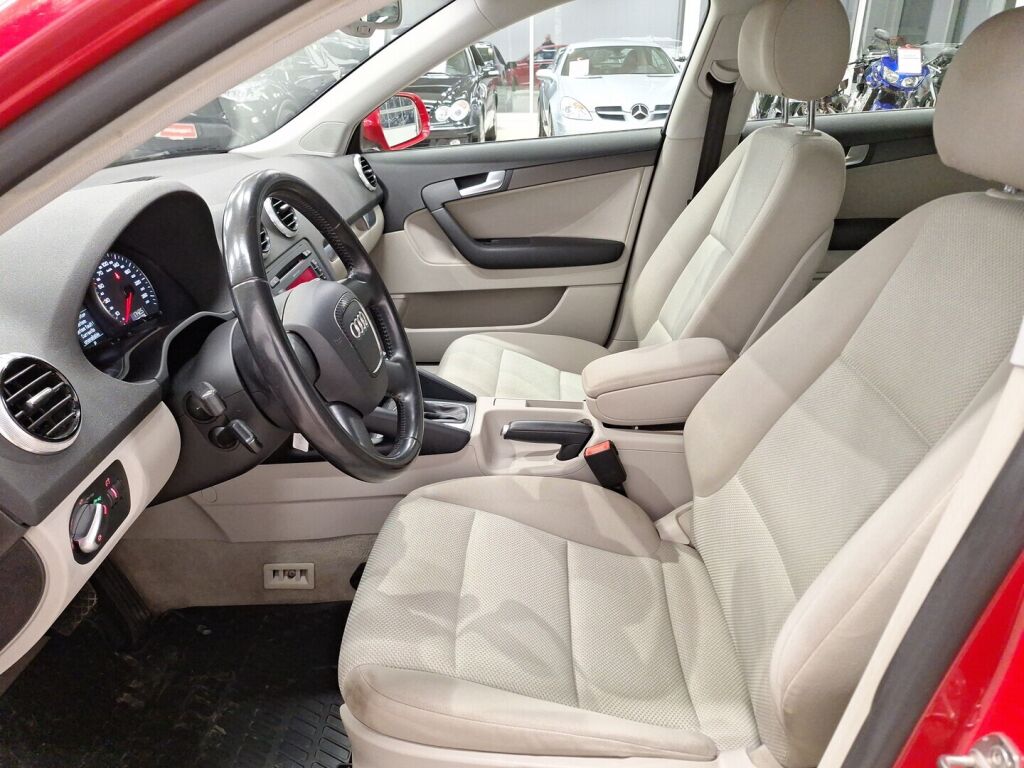 Audi A3 2010 Punainen