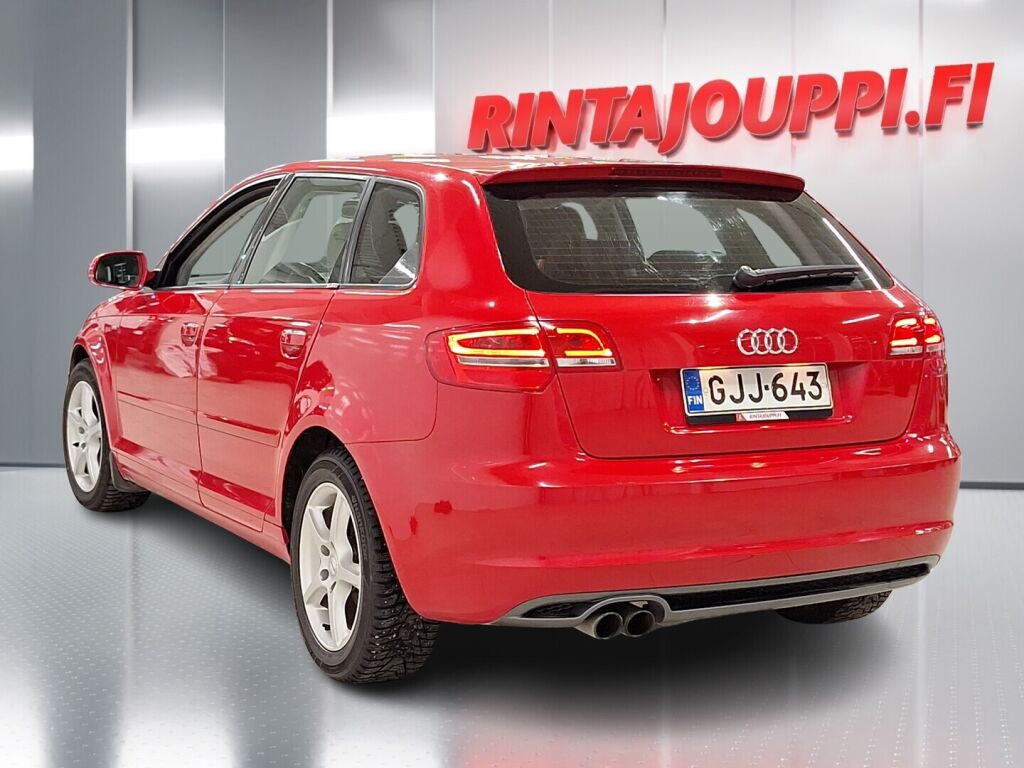 Audi A3 2010 Punainen