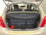 Toyota Yaris 2011 Hopea