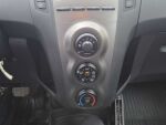 Toyota Yaris 2011 Hopea