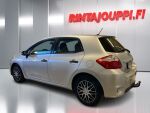 Toyota Auris 2011 Hopea