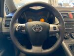 Toyota Auris 2011 Hopea