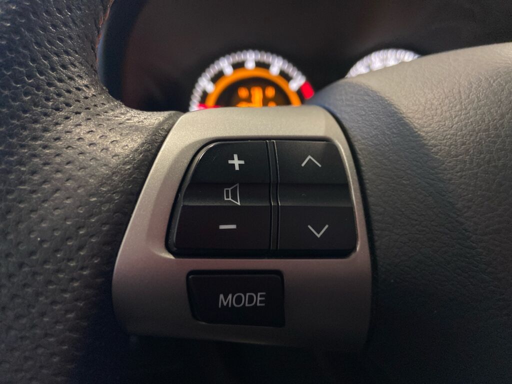 Toyota Auris 2011 Hopea