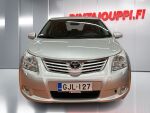 Toyota Avensis 2011 Hopea