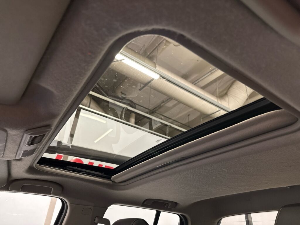 Nissan Navara 2011 Harmaa