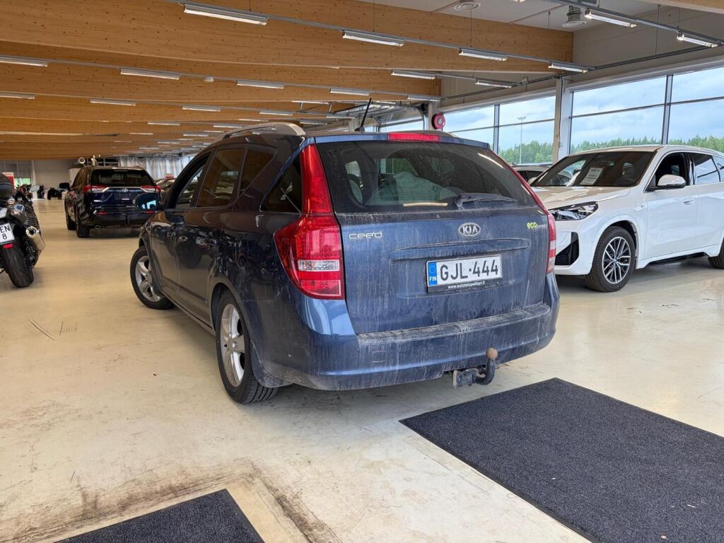 Kia Ceed 2011 Sininen