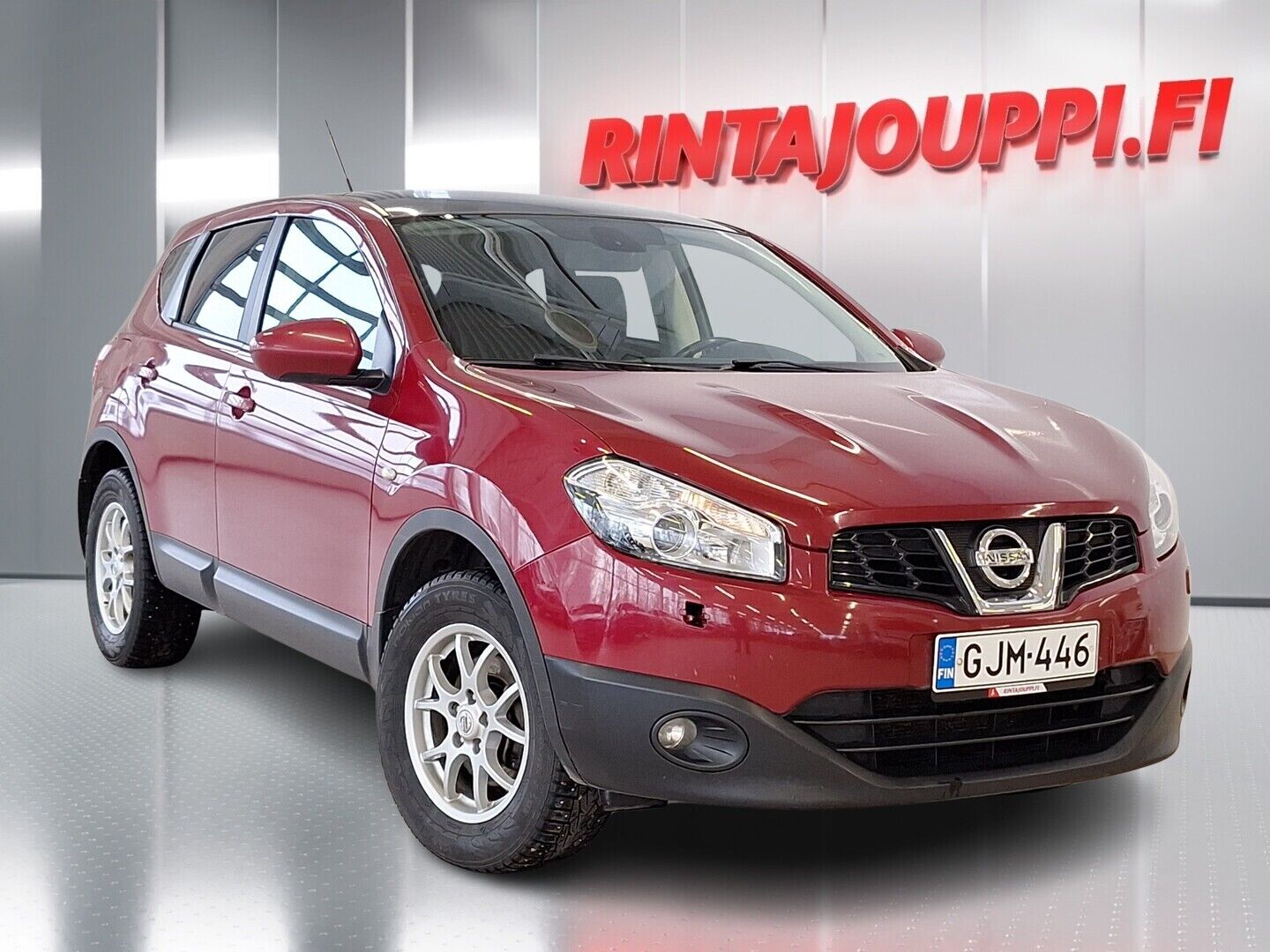 Punainen Nissan Qashqai