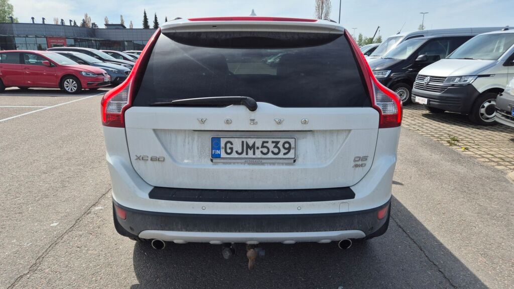 Volvo XC60 2011 Valkoinen