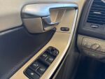 Volvo XC60 2011 Valkoinen