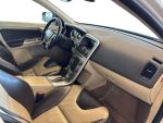 Volvo XC60 2011 Valkoinen