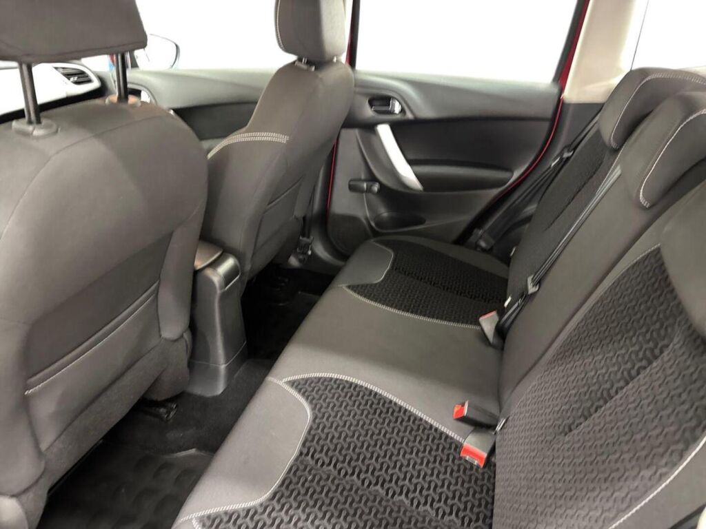 Citroen C3 2011 Punainen
