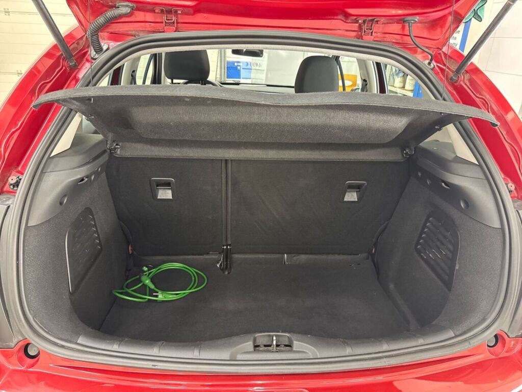 Citroen C3 2011 Punainen