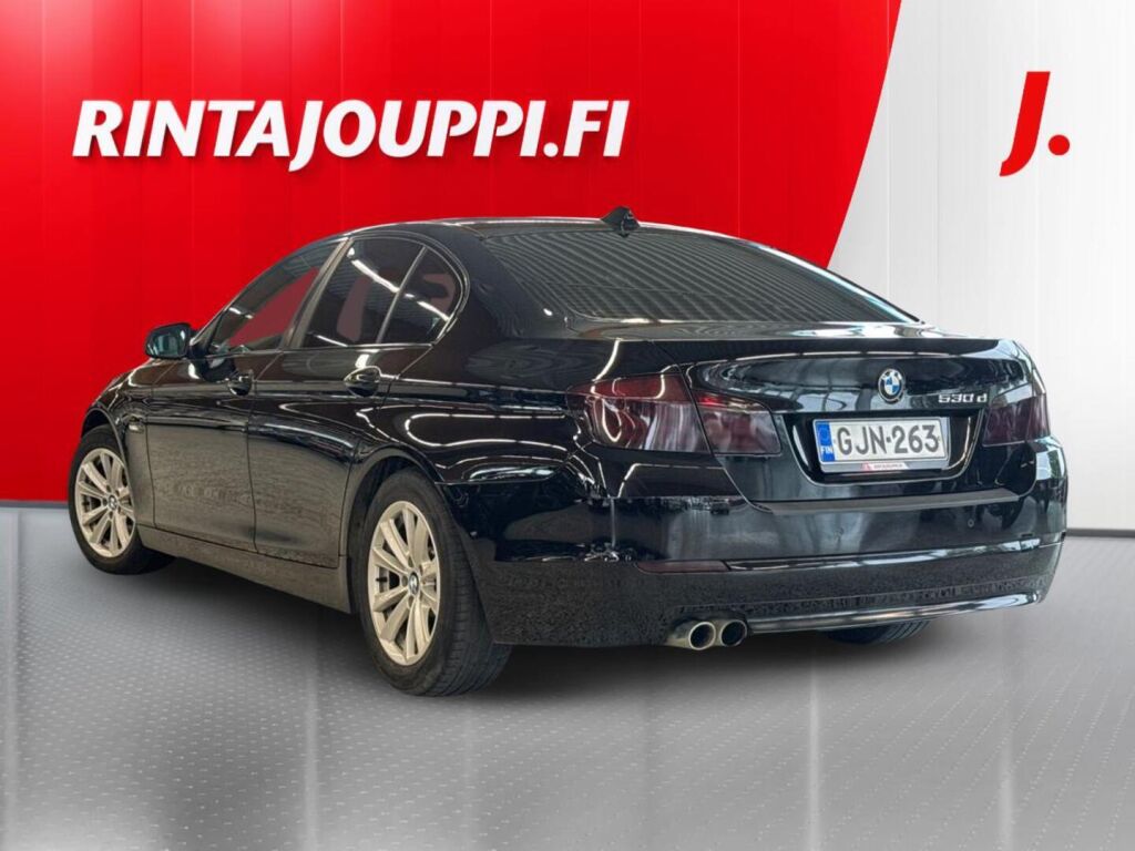 BMW 530 2011 Musta