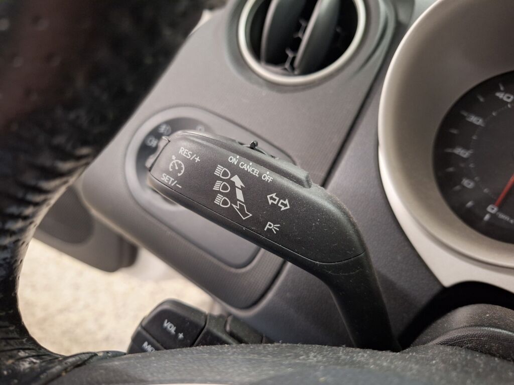 Seat Ibiza 2011 Valkoinen