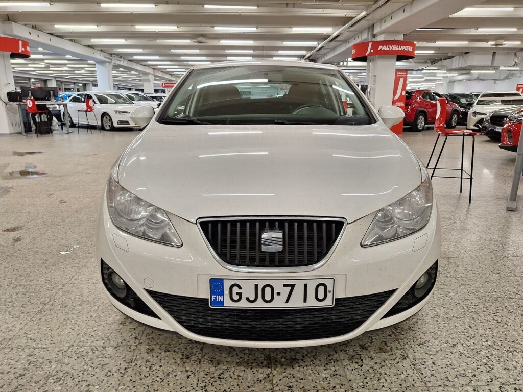 Seat Ibiza 2011 Valkoinen