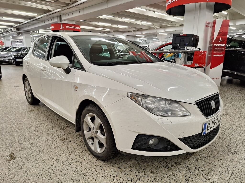 Seat Ibiza 2011 Valkoinen