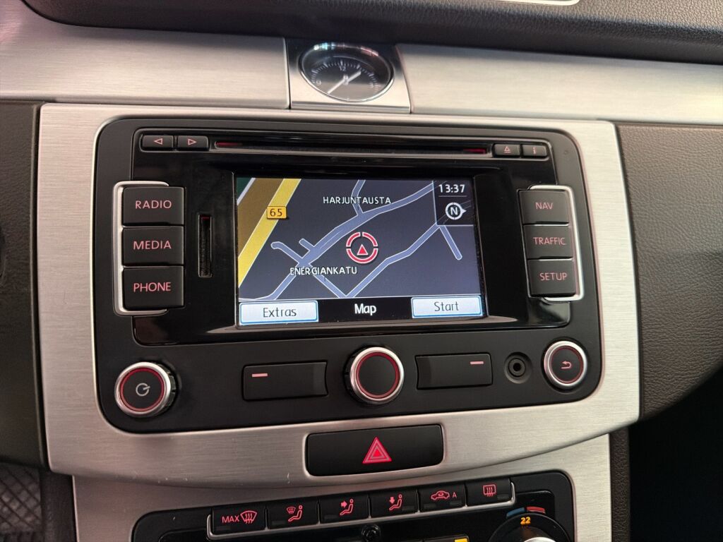 Volkswagen Passat 2011 Ruskea (beige)