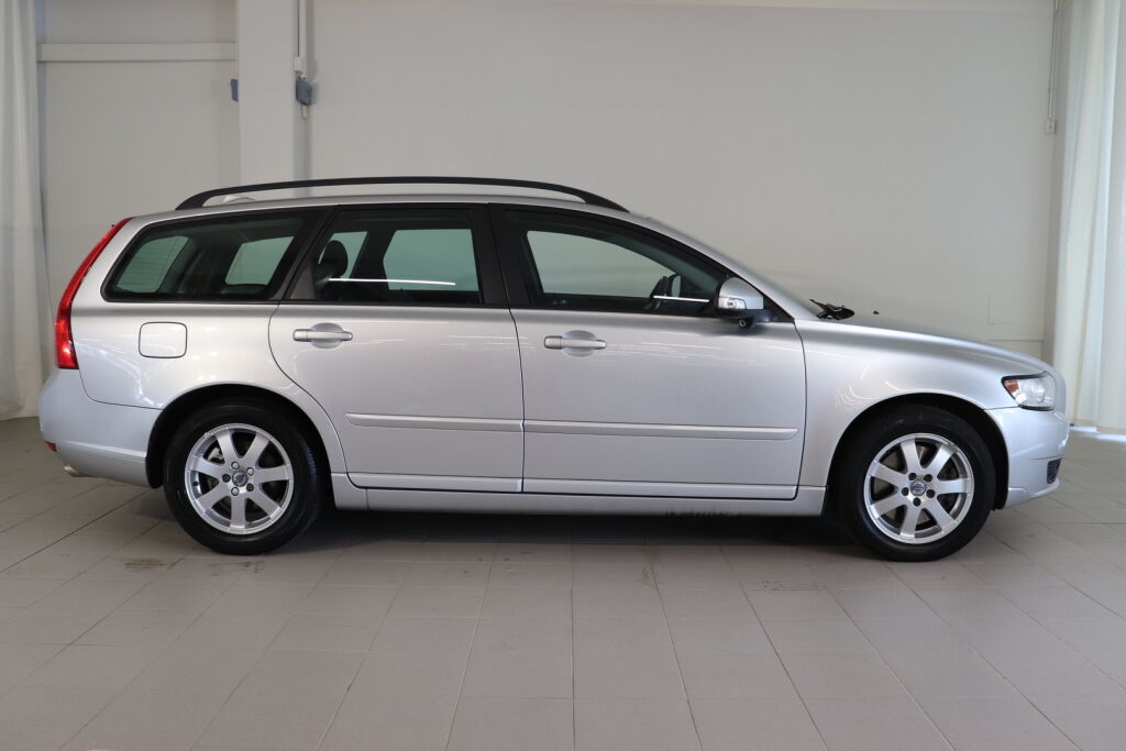 Volvo V50 2011 Harmaa