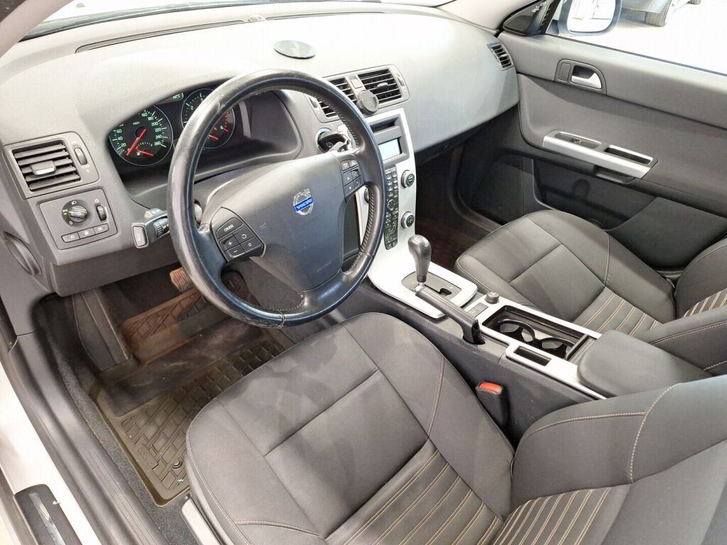 Volvo V50 2011 Harmaa