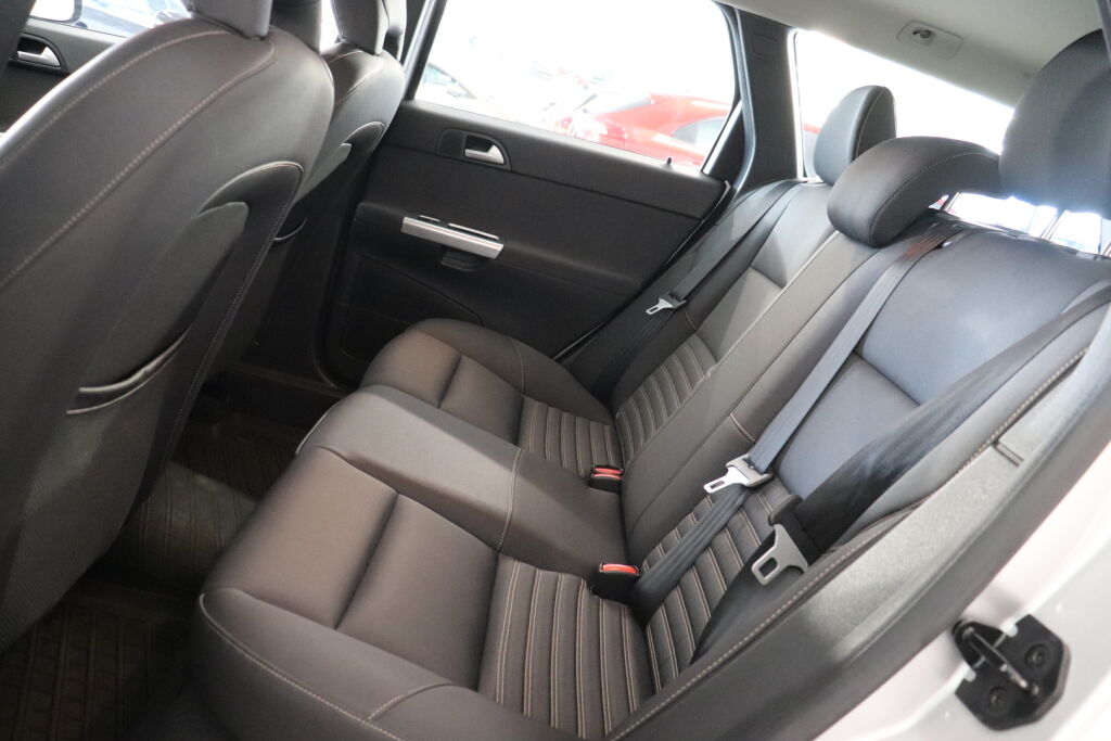 Volvo V50 2011 Harmaa