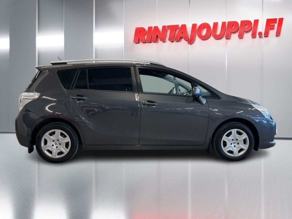 Toyota Verso 2011 Harmaa