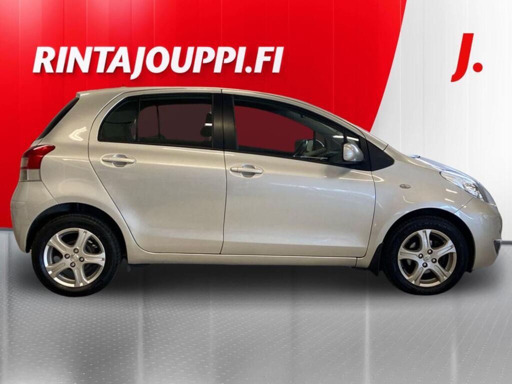 Toyota Yaris 2011 Hopea