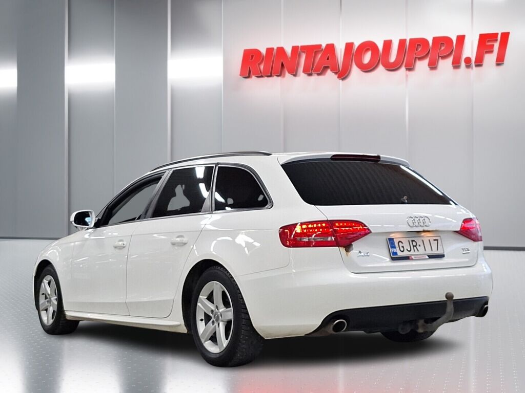 Audi A4 2011 Valkoinen