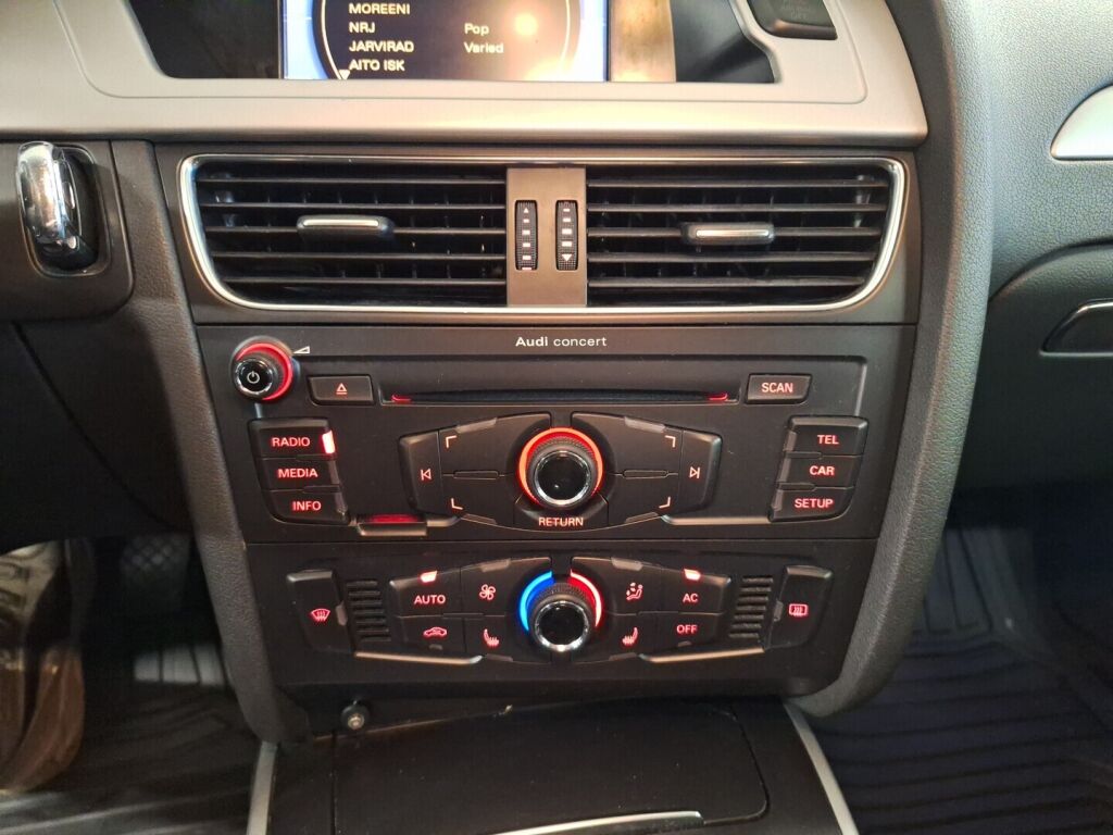 Audi A4 2011 Valkoinen