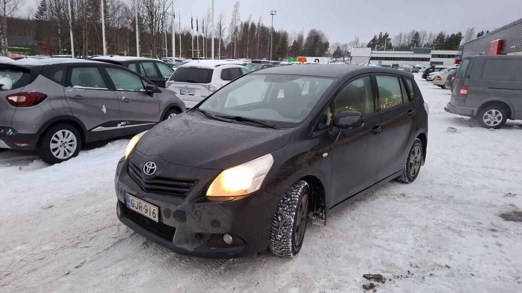 Toyota Verso 2011 Musta