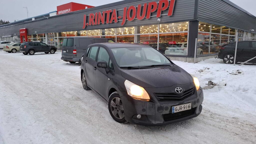 Toyota Verso 2011 Musta