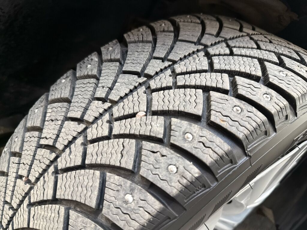 Citroen C4 2011 Musta