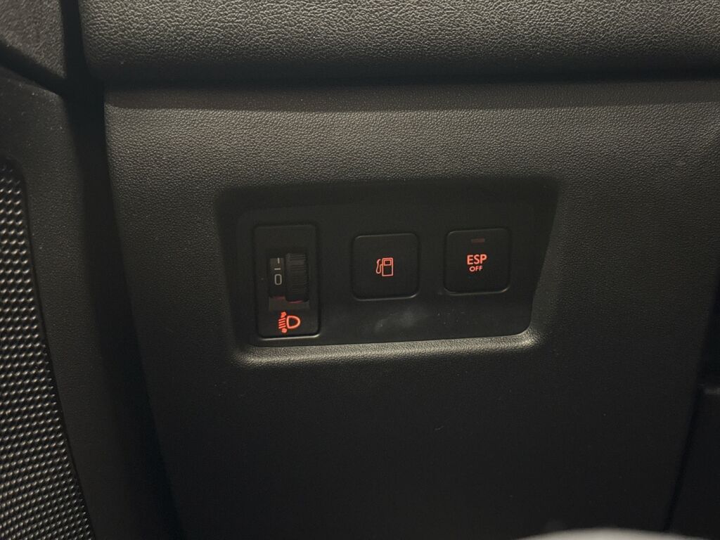 Citroen C4 2011 Musta