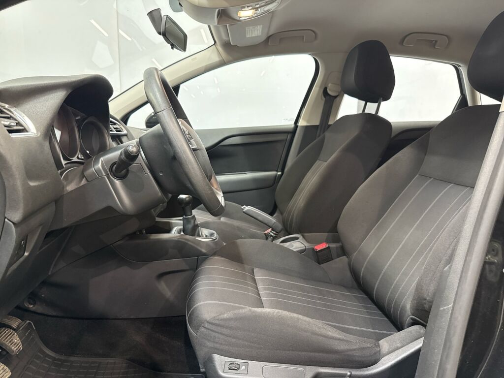 Citroen C4 2011 Musta