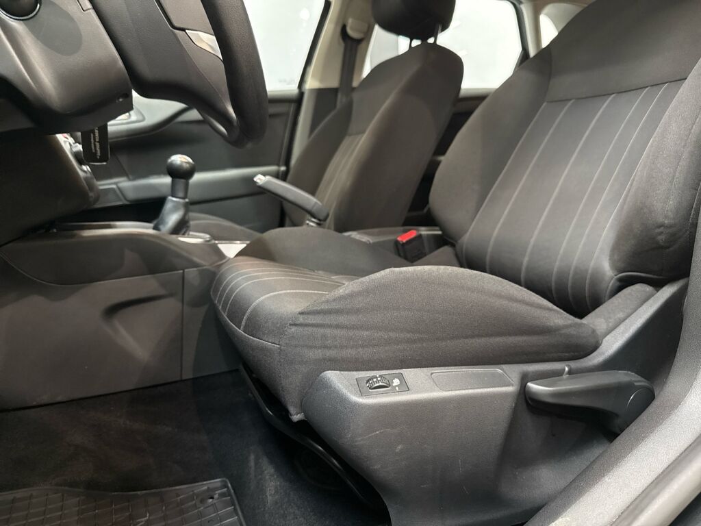 Citroen C4 2011 Musta