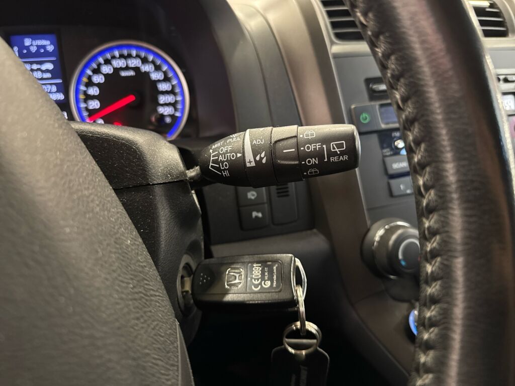 Honda CR-V 2011 Ruskea (beige)