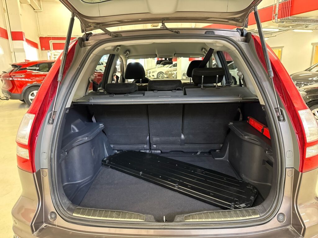 Honda CR-V 2011 Ruskea (beige)