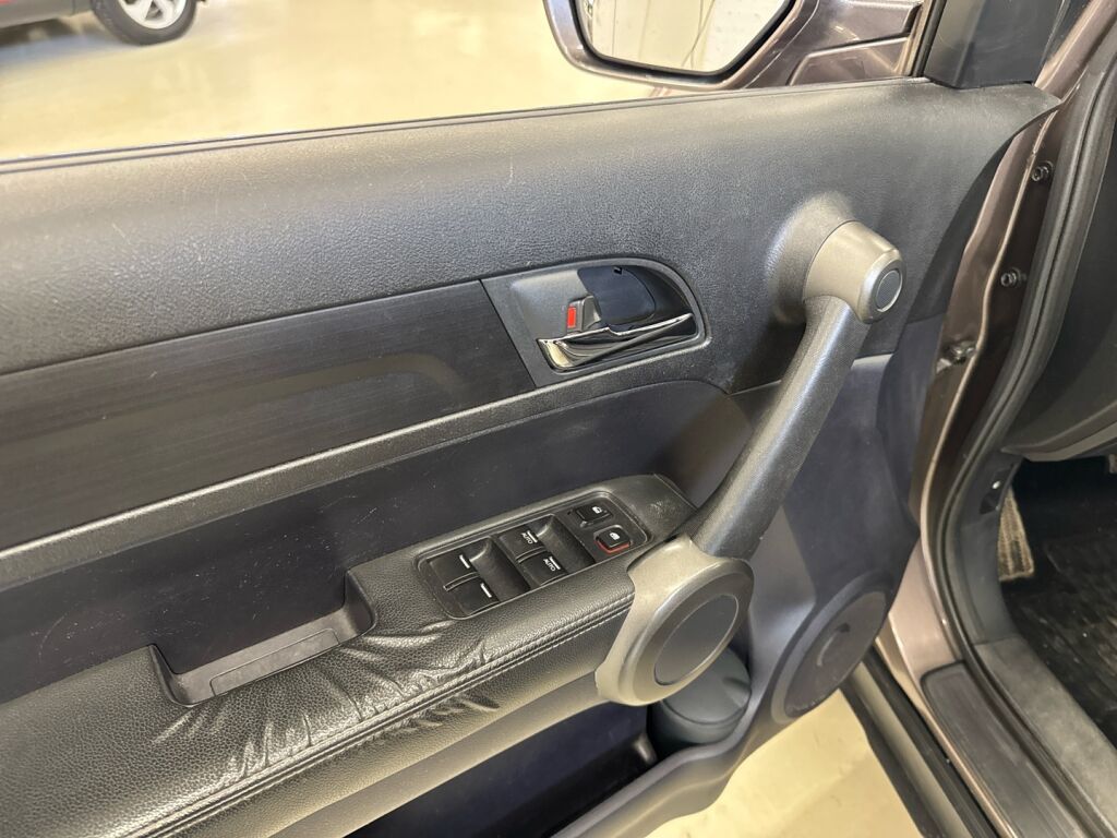 Honda CR-V 2011 Ruskea (beige)