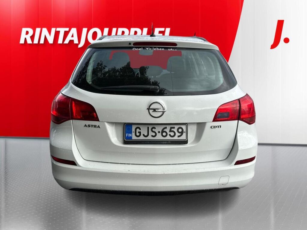 Opel Astra 2011 Valkoinen