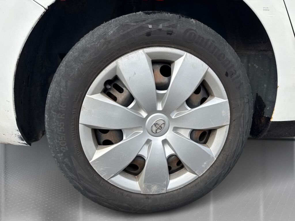 Opel Astra 2011 Valkoinen
