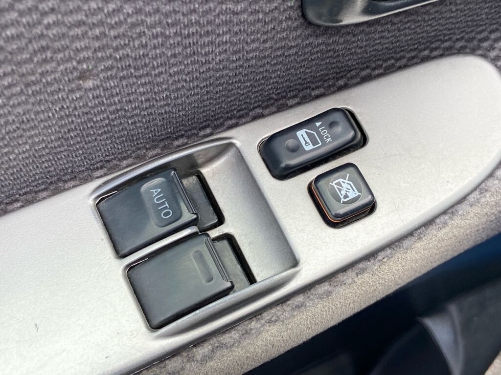 Toyota Hiace 2011 Sininen