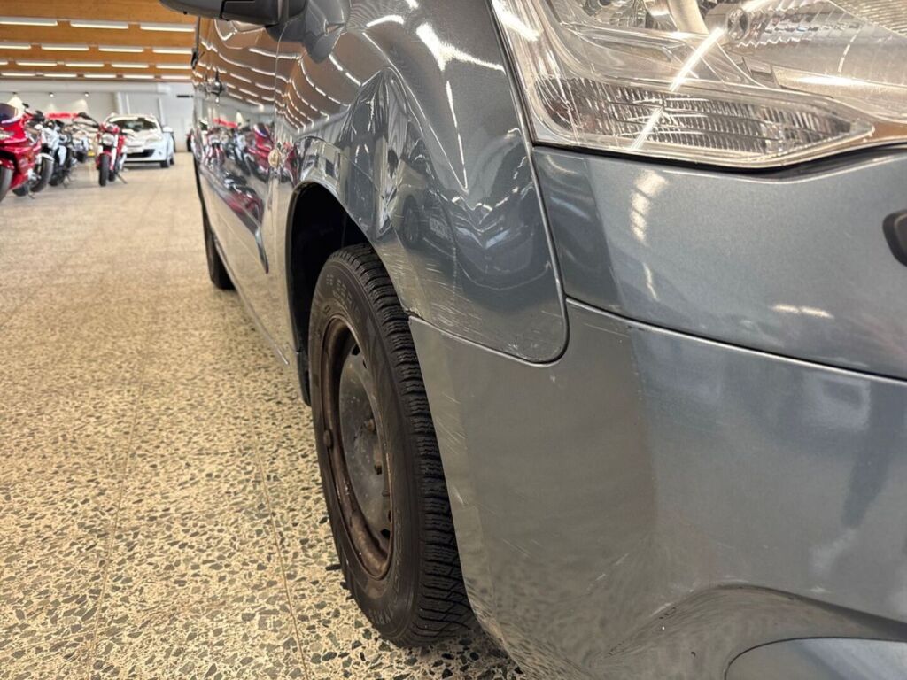 Citroen Berlingo 2011 Harmaa