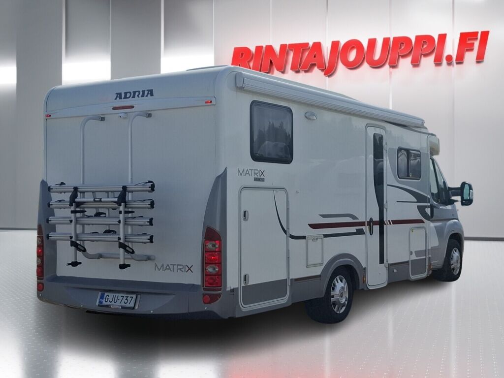 Adria Matrix Plus 680 SP 2011 Valkoinen