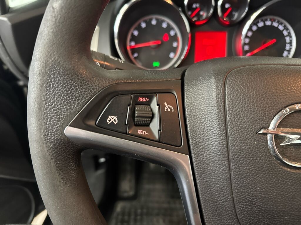 Opel Astra 2011 Harmaa