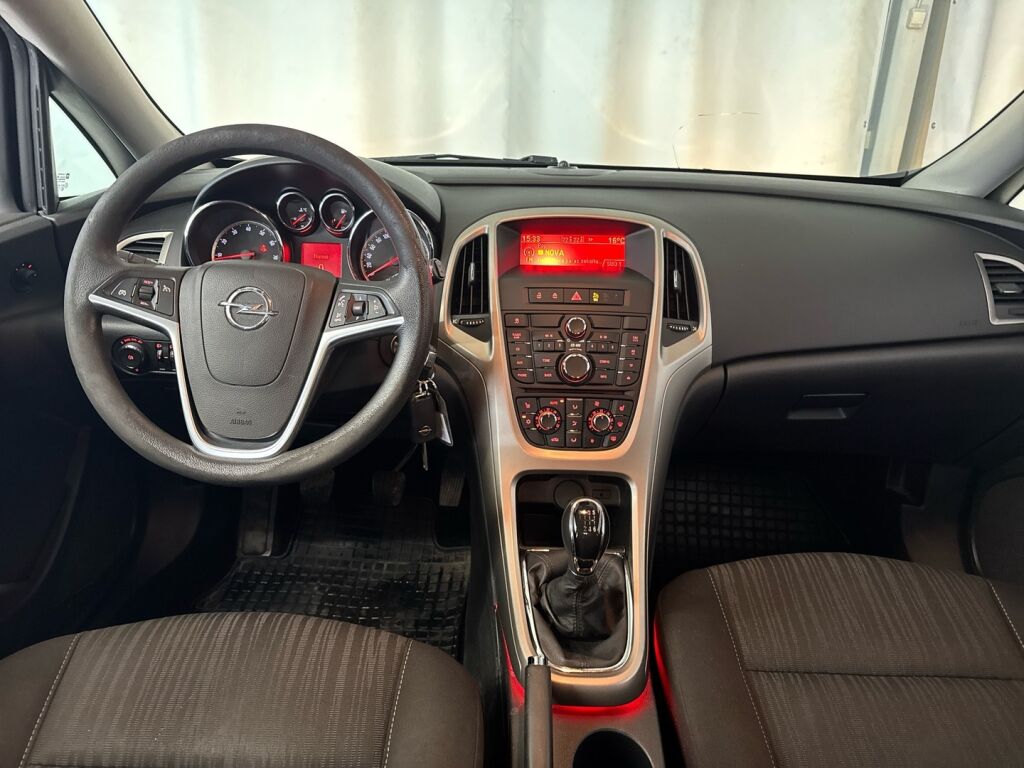 Opel Astra 2011 Harmaa