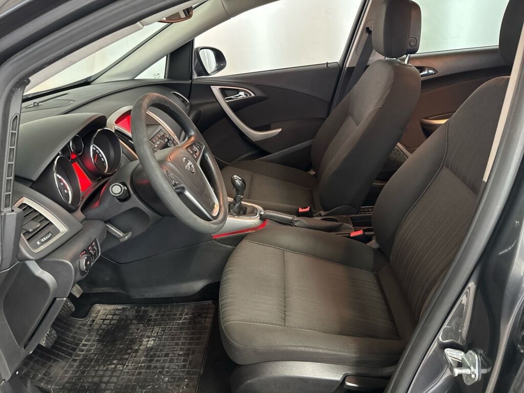 Opel Astra 2011 Harmaa