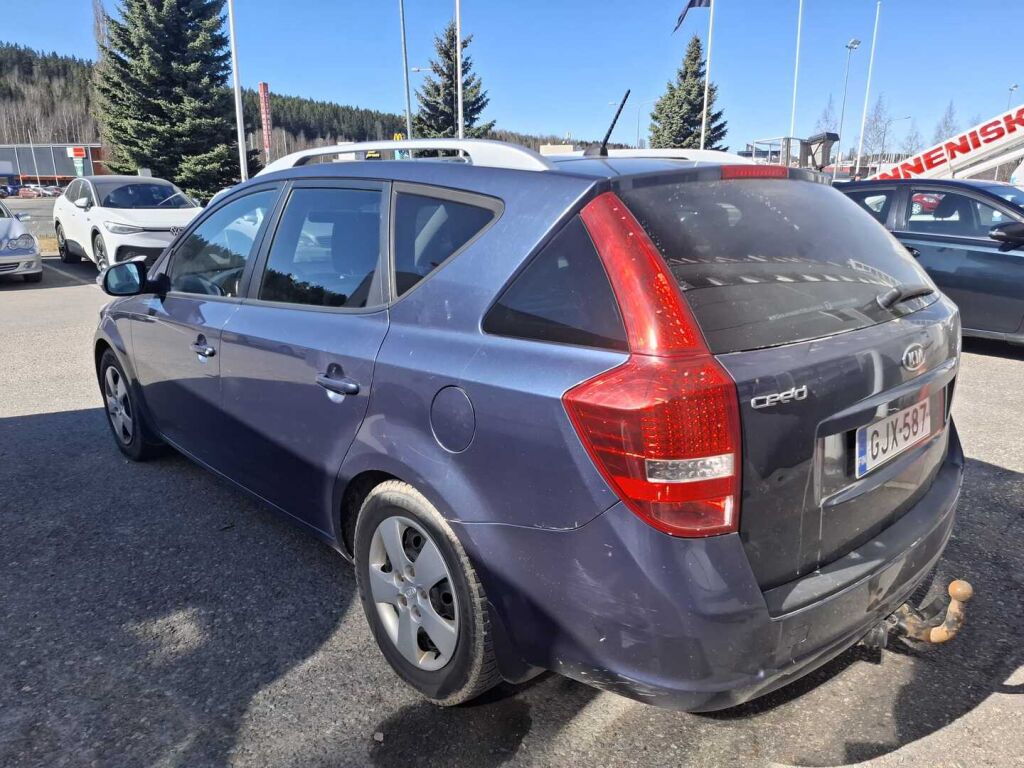 Kia Ceed 2011 Sininen