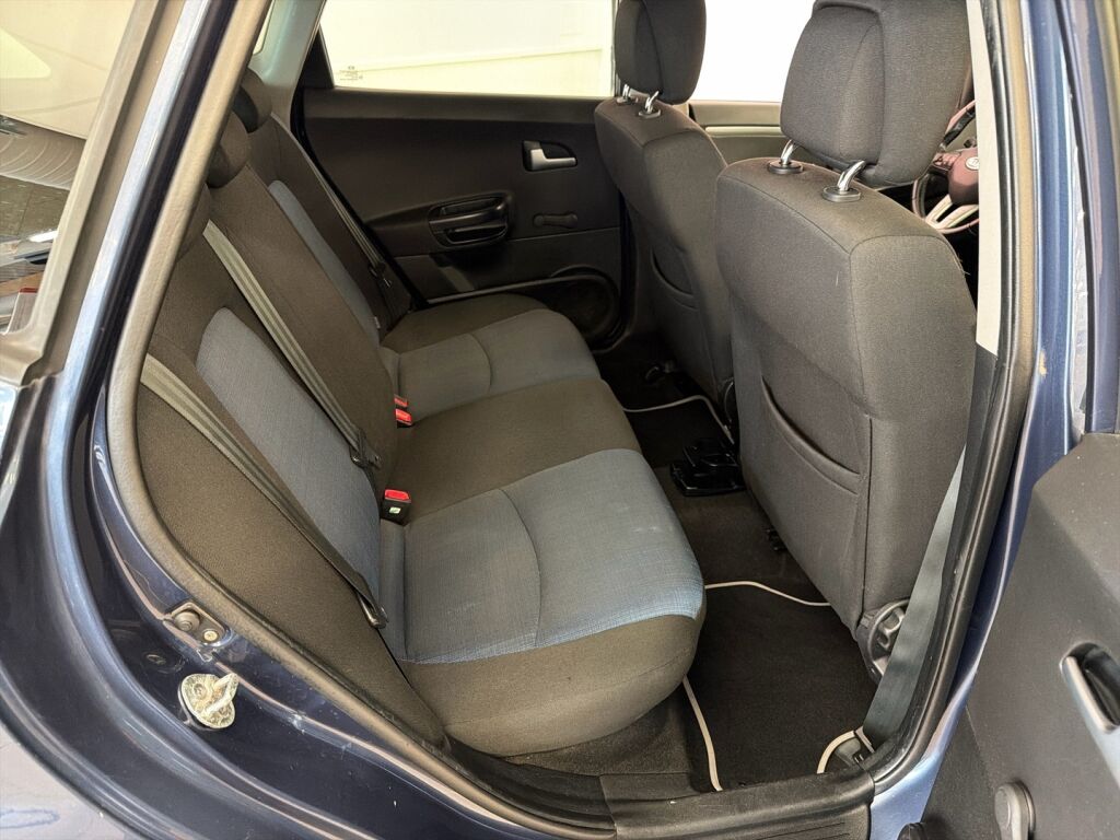 Kia Ceed 2011 Sininen