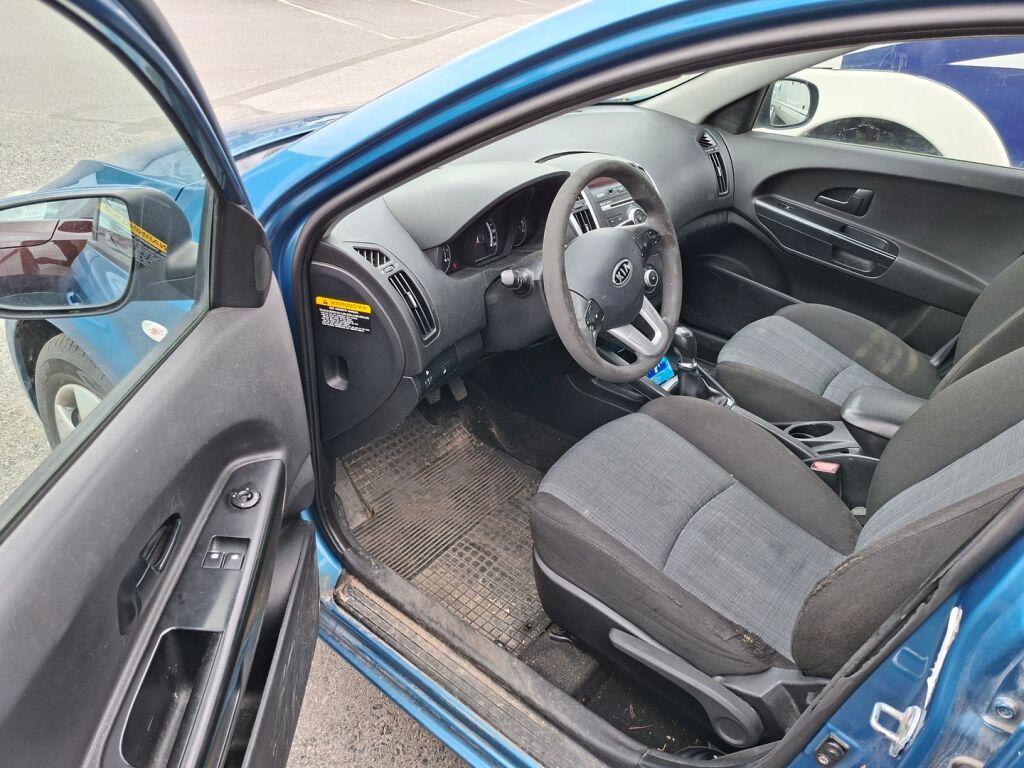 Kia Ceed 2011 Sininen