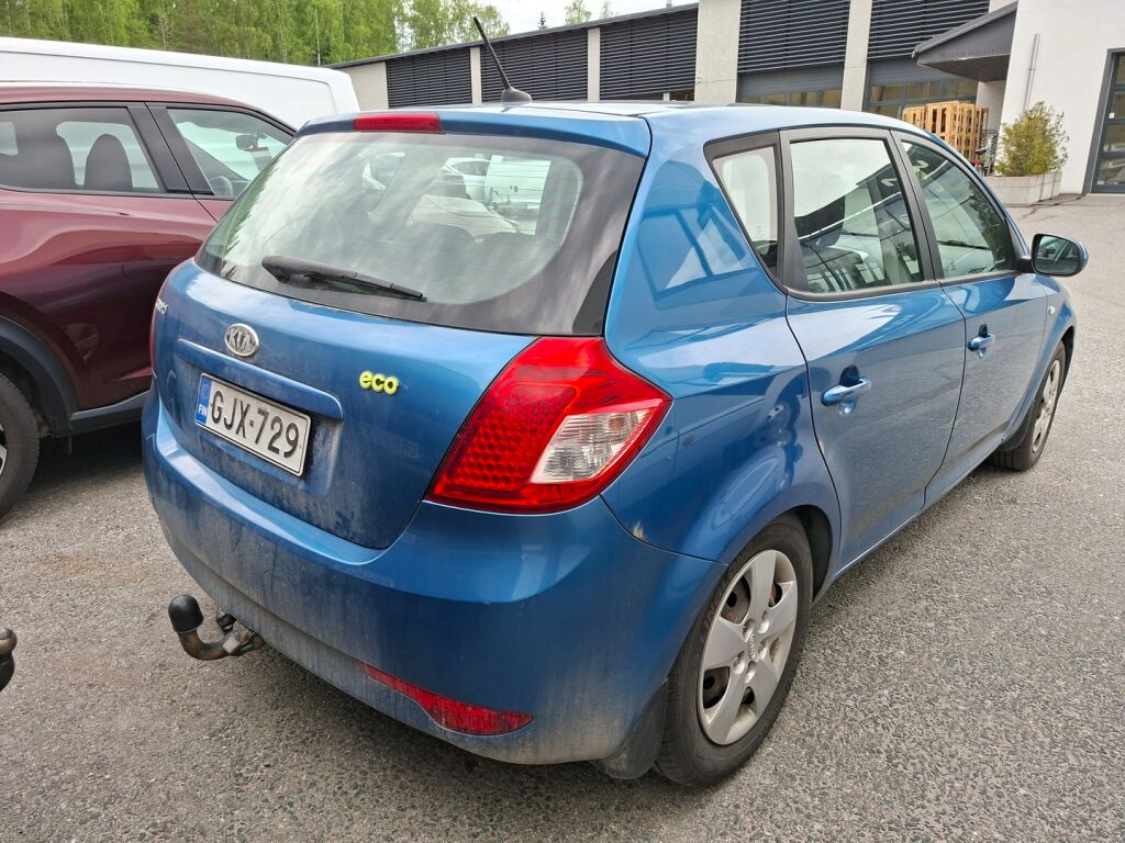 Kia Ceed 2011 Sininen