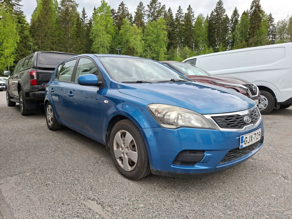 Kia Ceed 2011 Sininen
